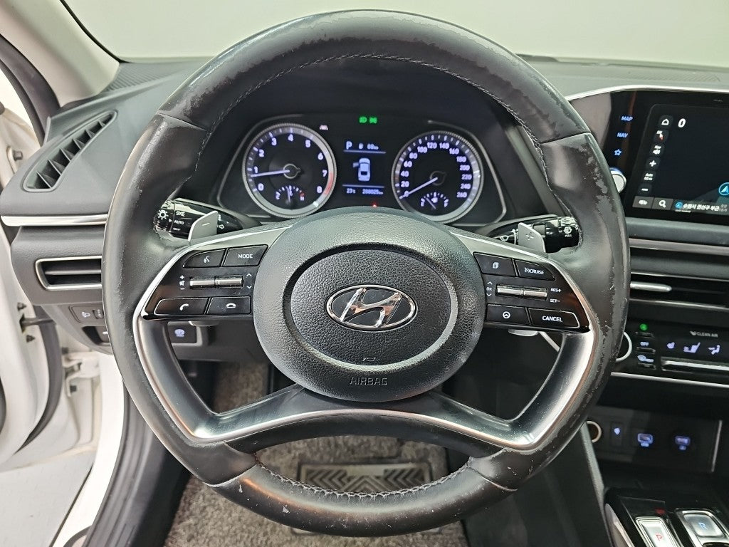 Hyundai Sonata — photo 09