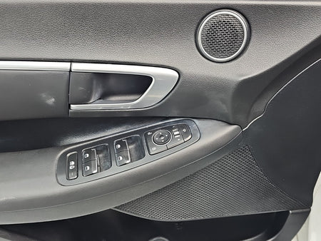 Hyundai Sonata — photo 15
