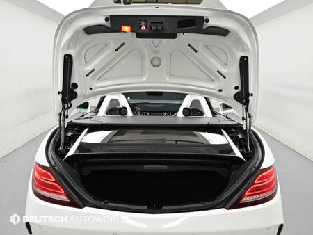 Mercedes-Benz SLC-Class — photo 19