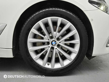 BMW 5-Series — photo 05