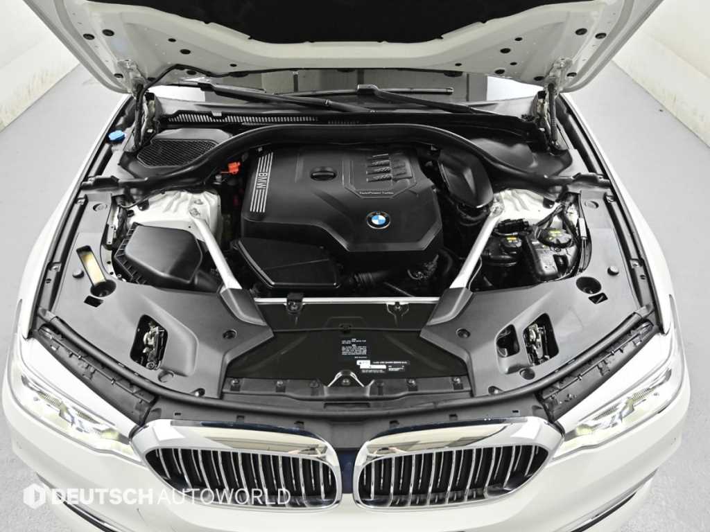 BMW 5-Series — photo 06