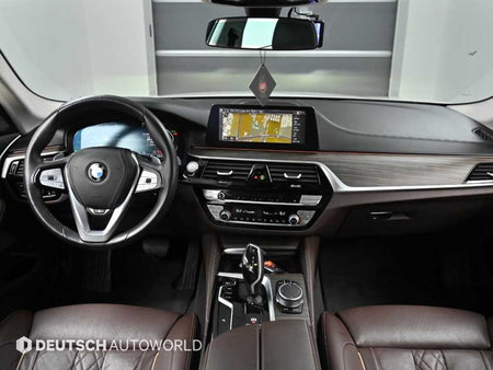 BMW 5-Series — photo 07