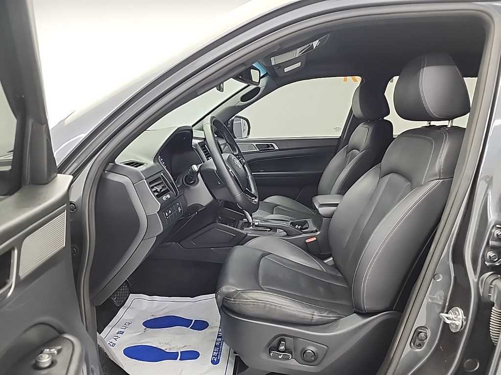KGM Rexton — photo 11