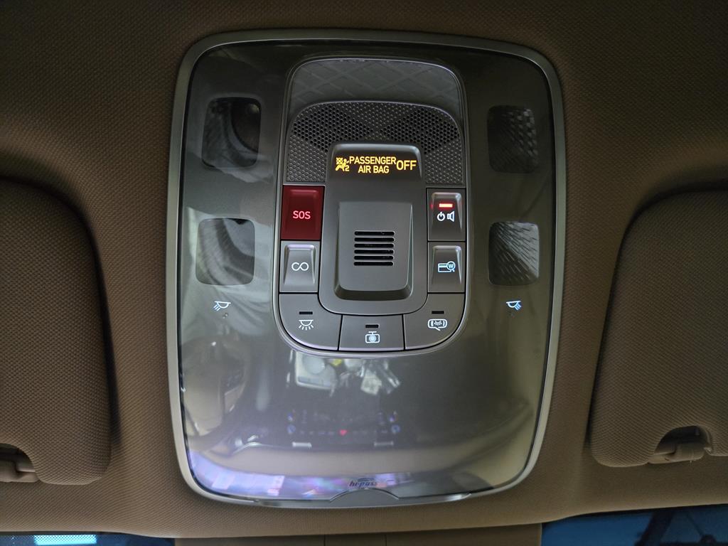 Genesis G80 — photo 18