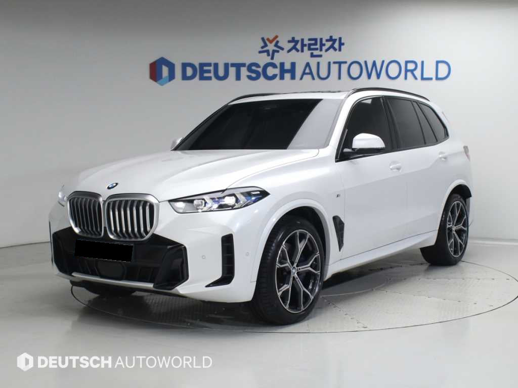 BMW X5 — photo 01