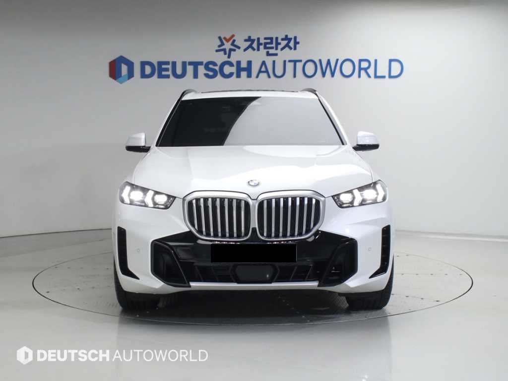 BMW X5 — photo 03