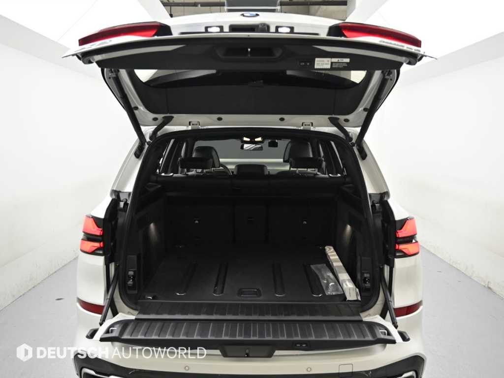 BMW X5 — photo 19