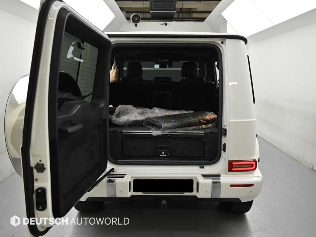 Mercedes-Benz G-Class — photo 19