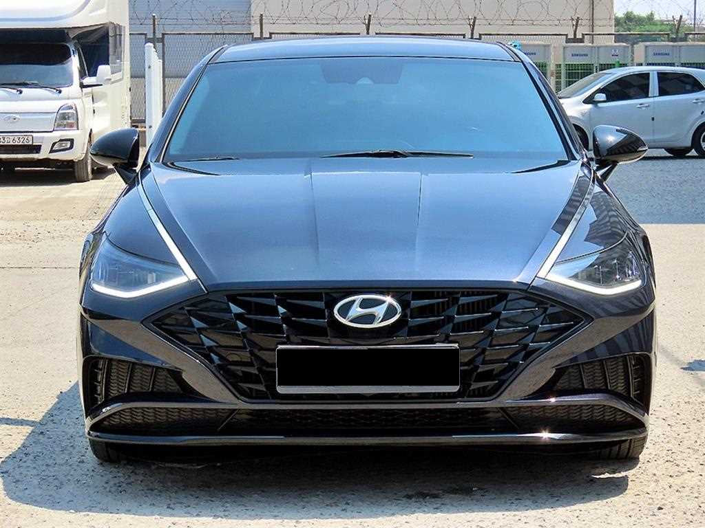 Hyundai Sonata — photo 01