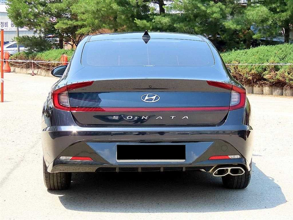 Hyundai Sonata — photo 04
