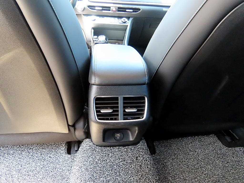 Hyundai Sonata — photo 18