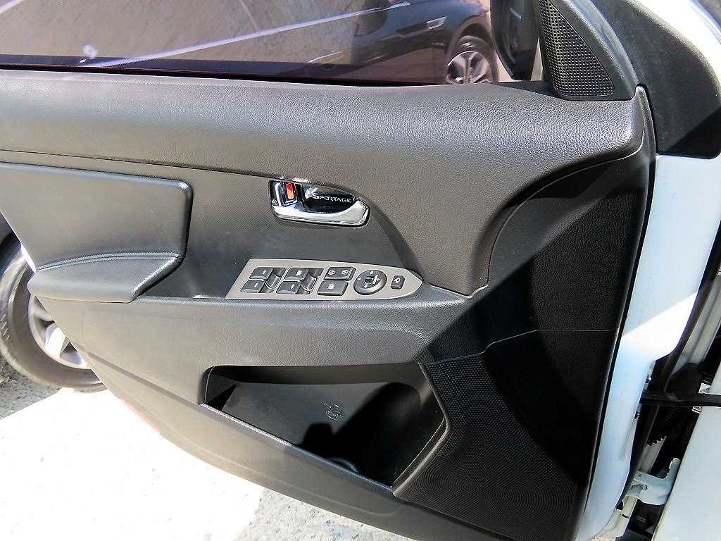Kia Sportage — photo 11