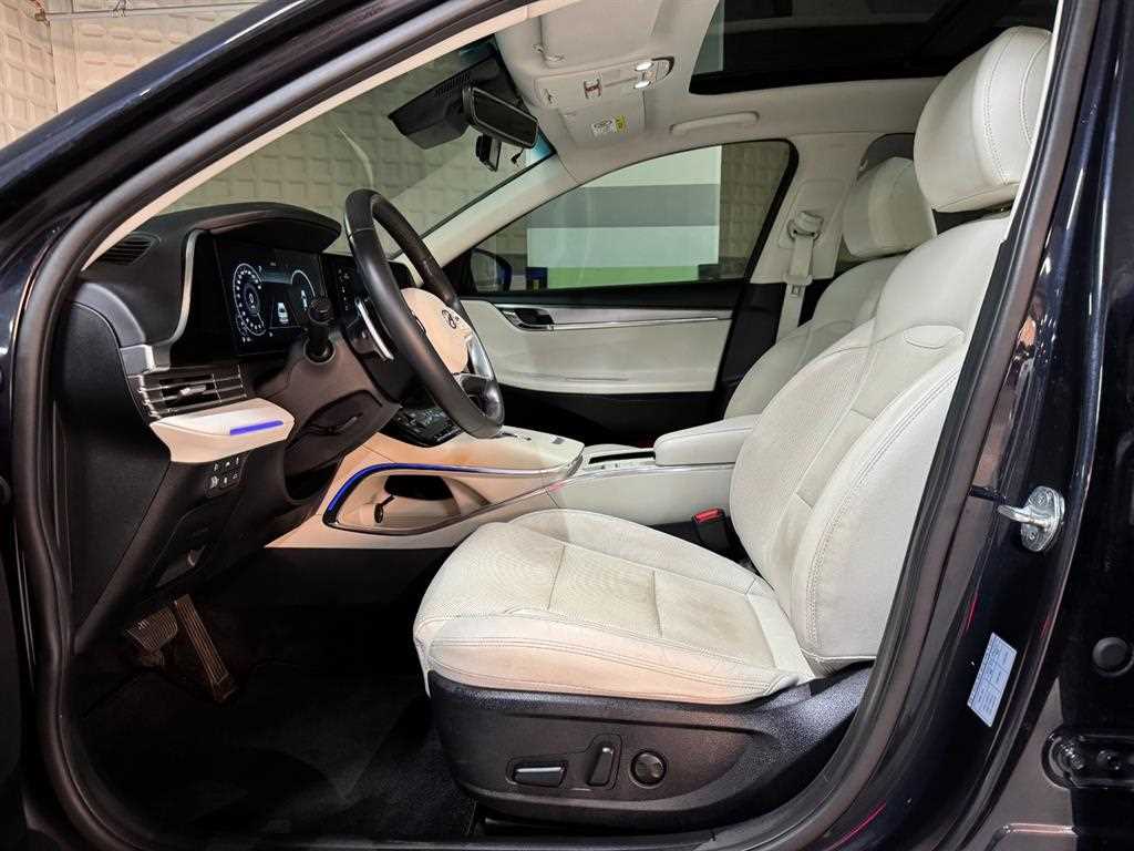 Hyundai Grandeur — photo 01