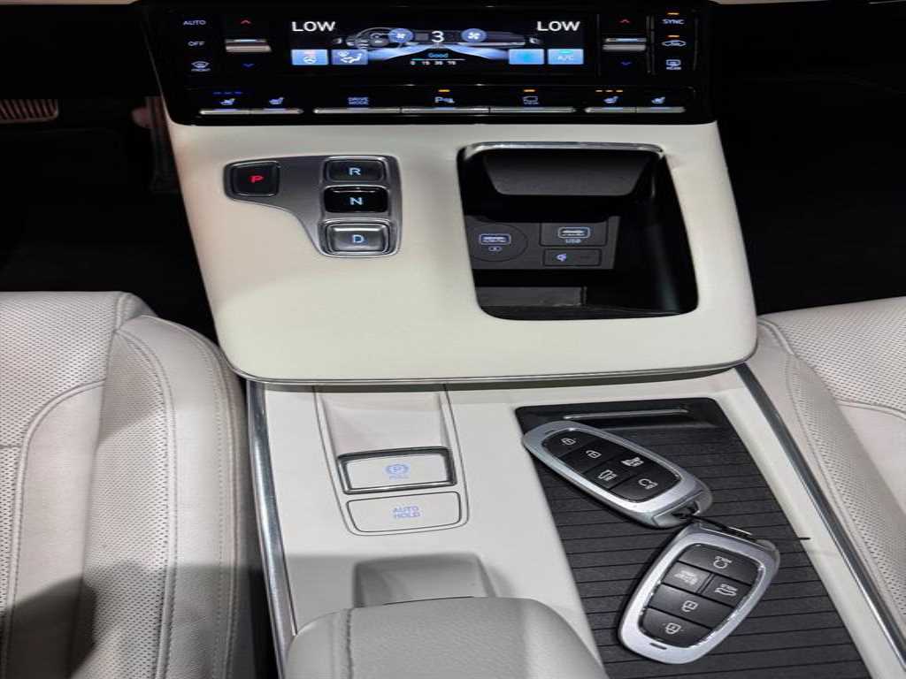 Hyundai Grandeur — photo 15