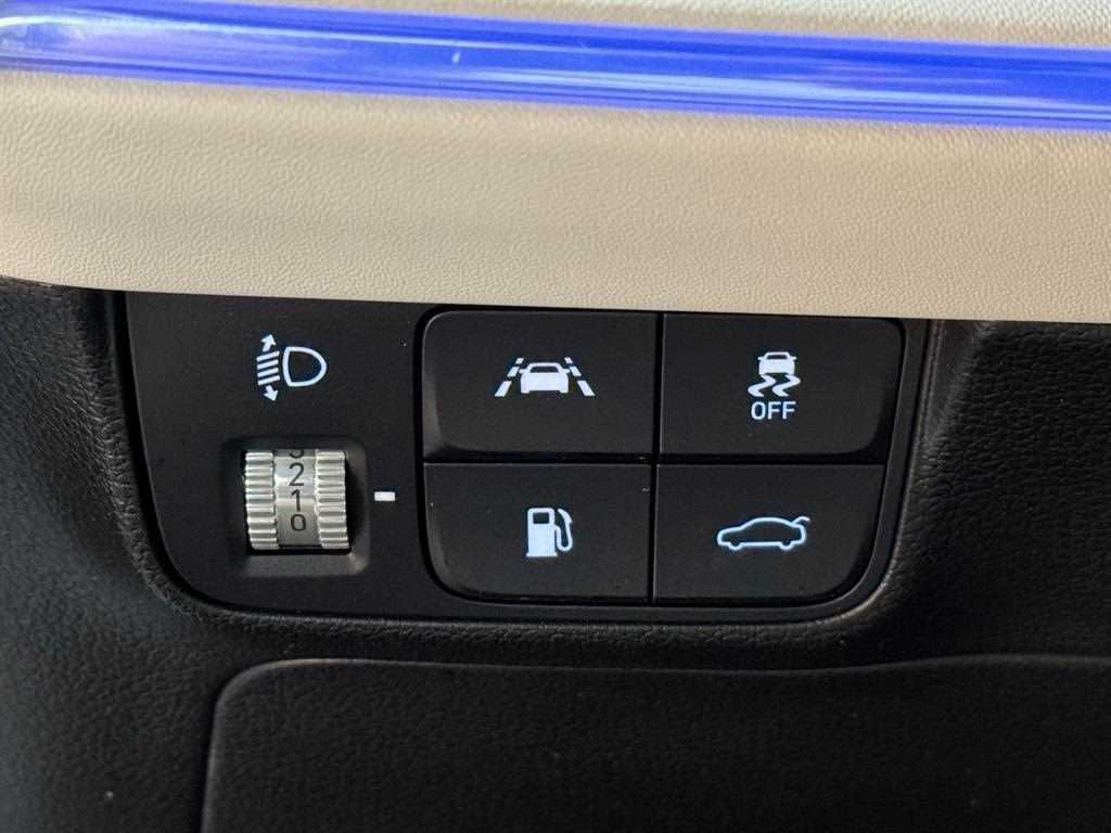 Hyundai Grandeur — photo 17