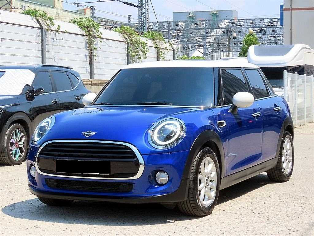 Mini Cooper — photo 01
