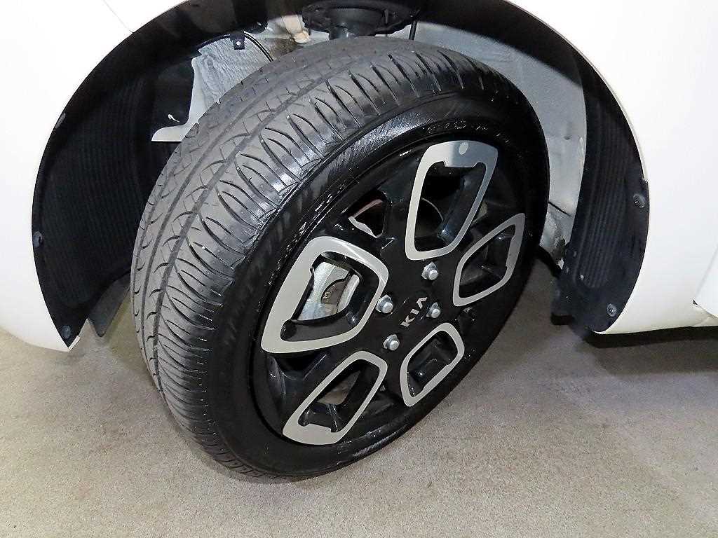 Kia RAY — photo 20