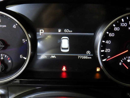 Kia Carnival — photo 09