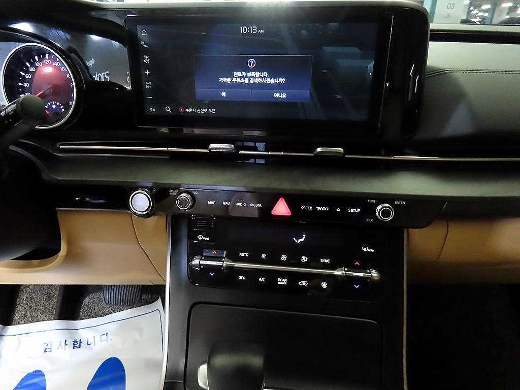 Kia Carnival — photo 11