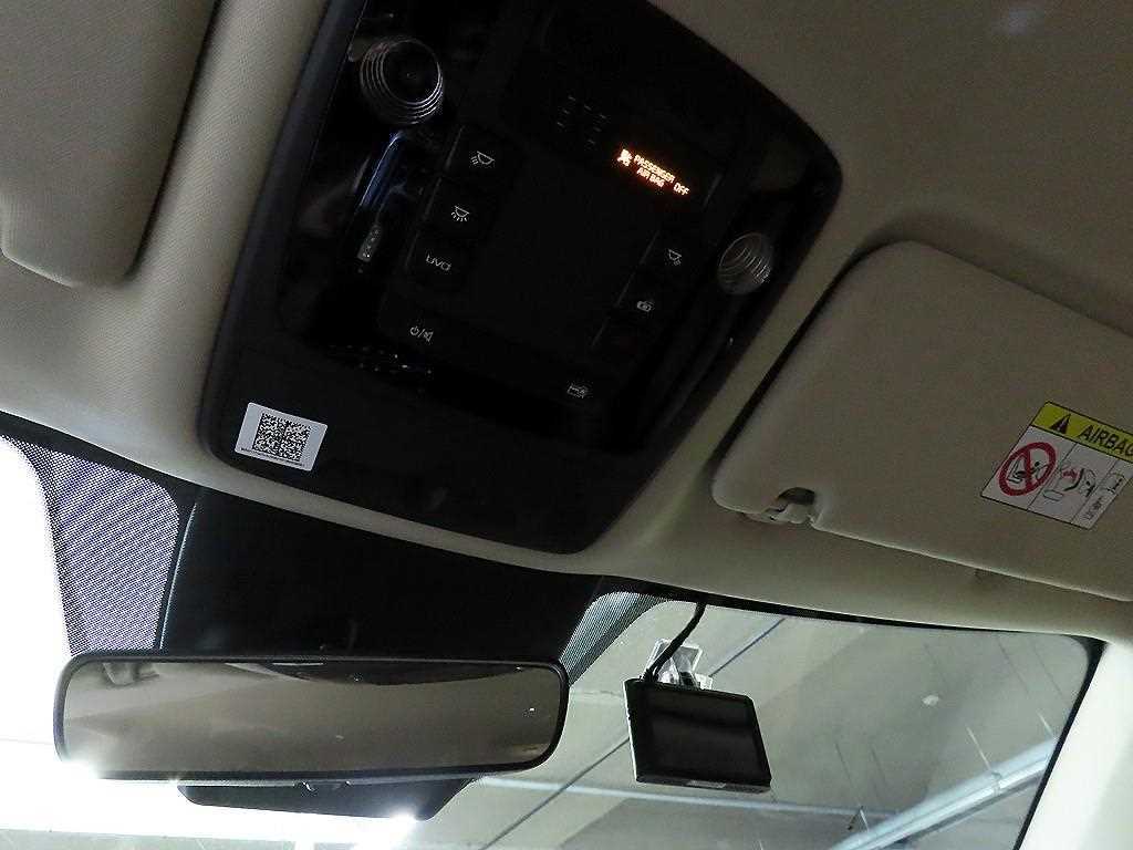 Kia Carnival — photo 16