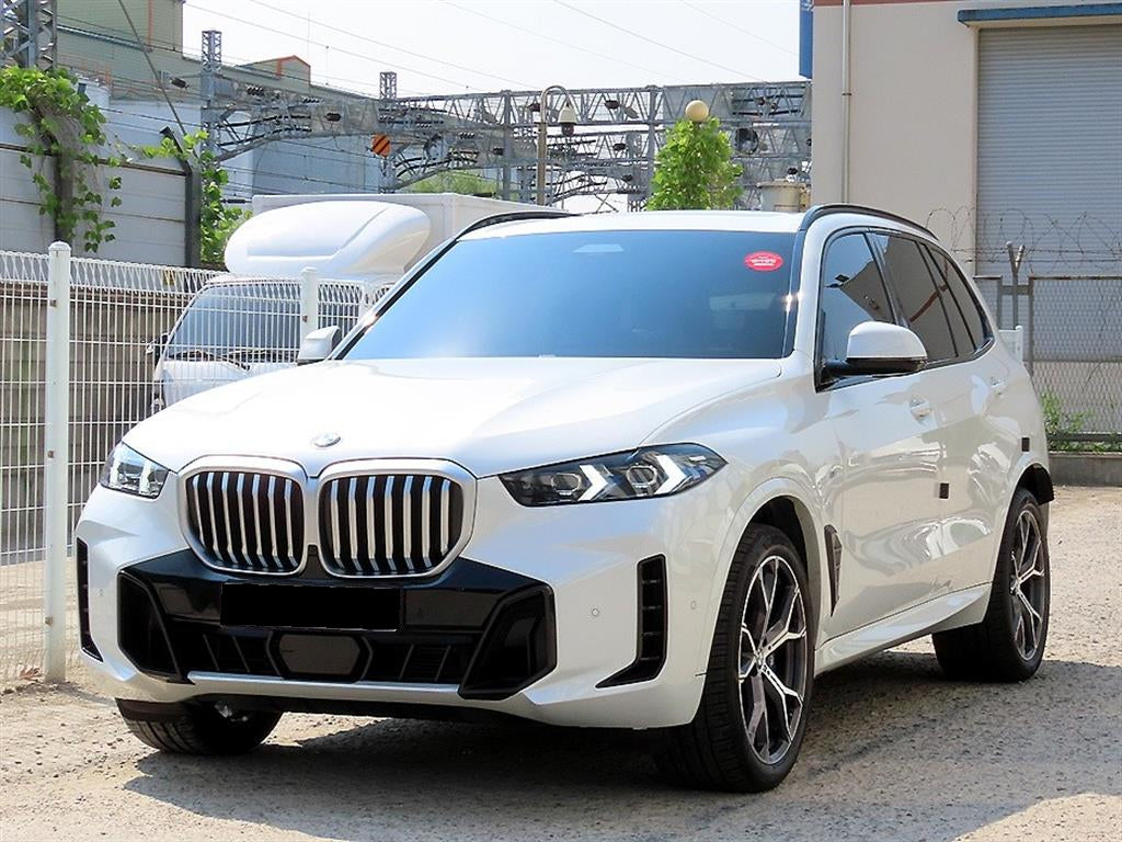 BMW X5 — photo 02