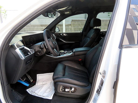 BMW X5 — photo 05