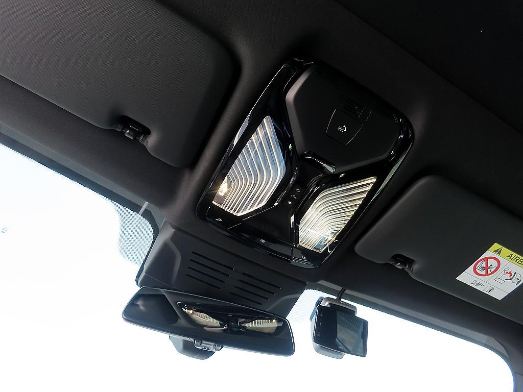 BMW X5 — photo 14