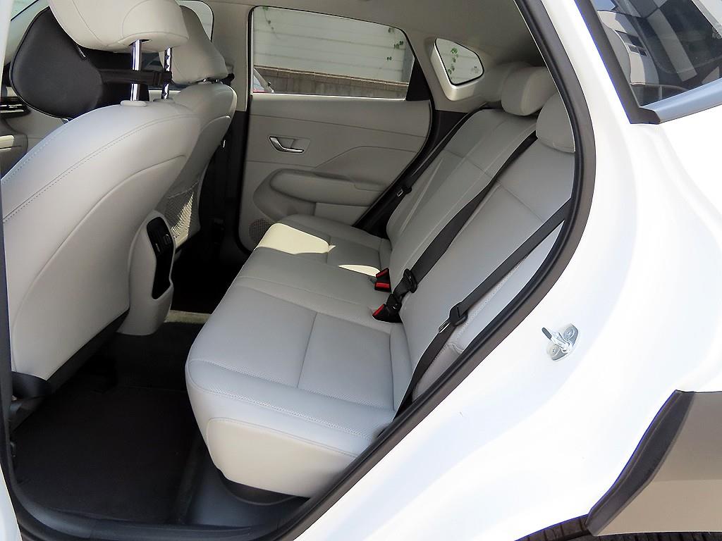 Hyundai Kona — photo 06
