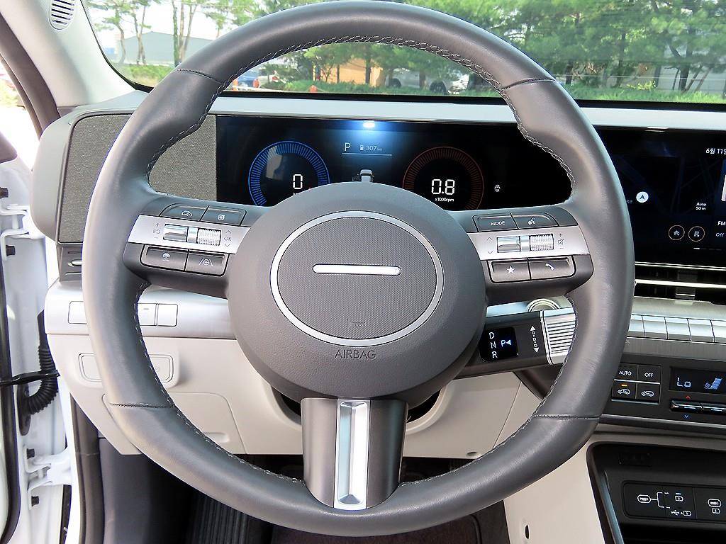 Hyundai Kona — photo 08