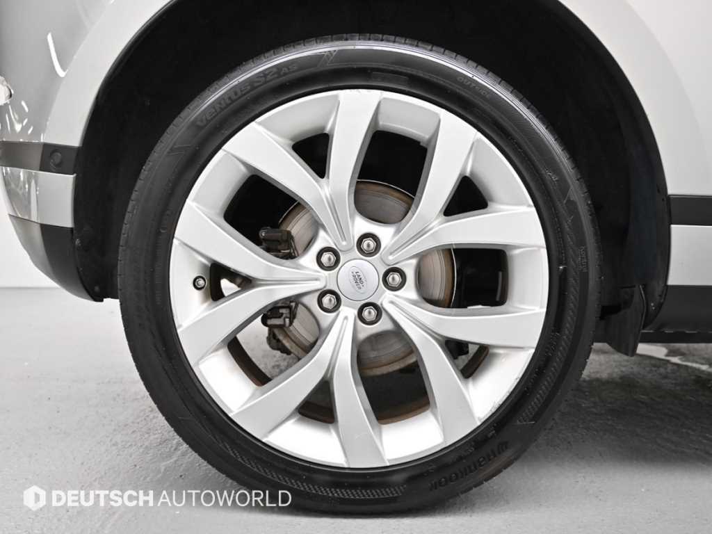 Land Rover Range Rover Evoque — photo 05