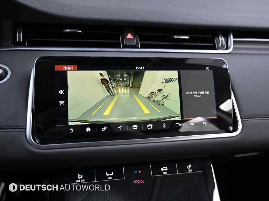 Land Rover Range Rover Evoque — photo 15