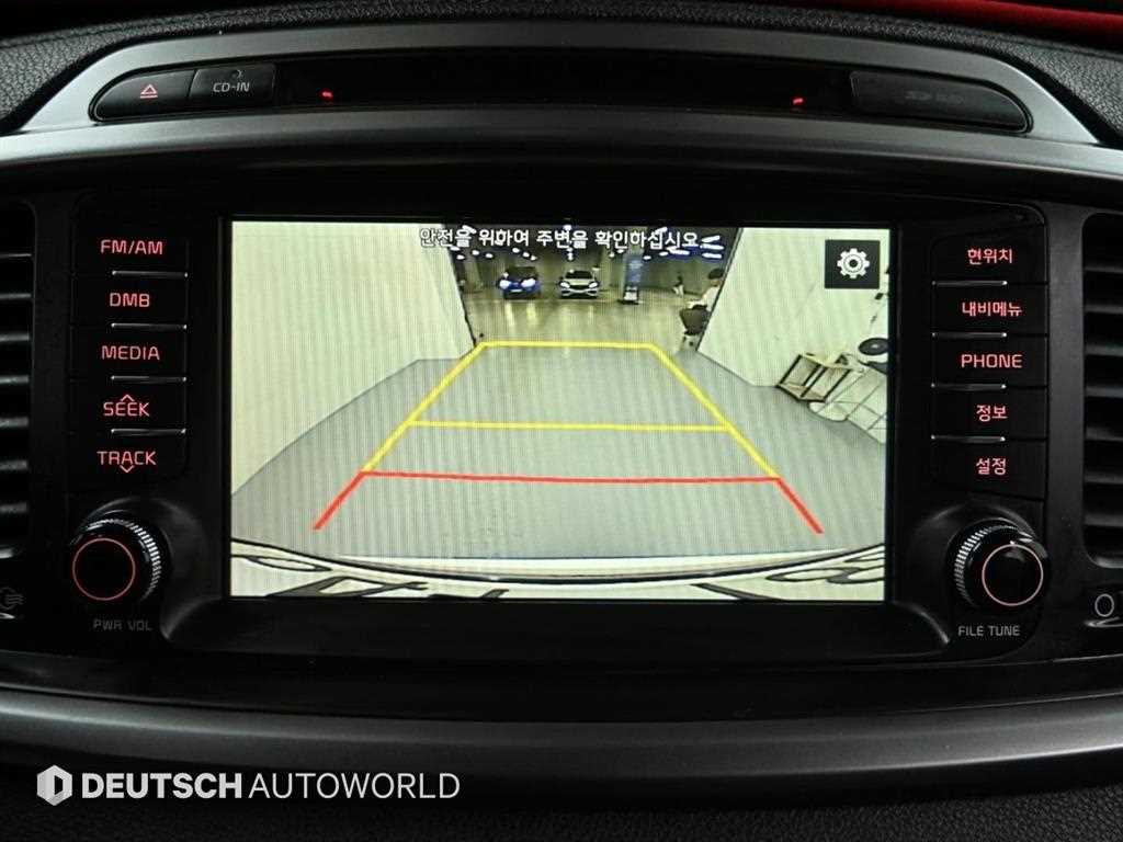 Kia Sorento — photo 15