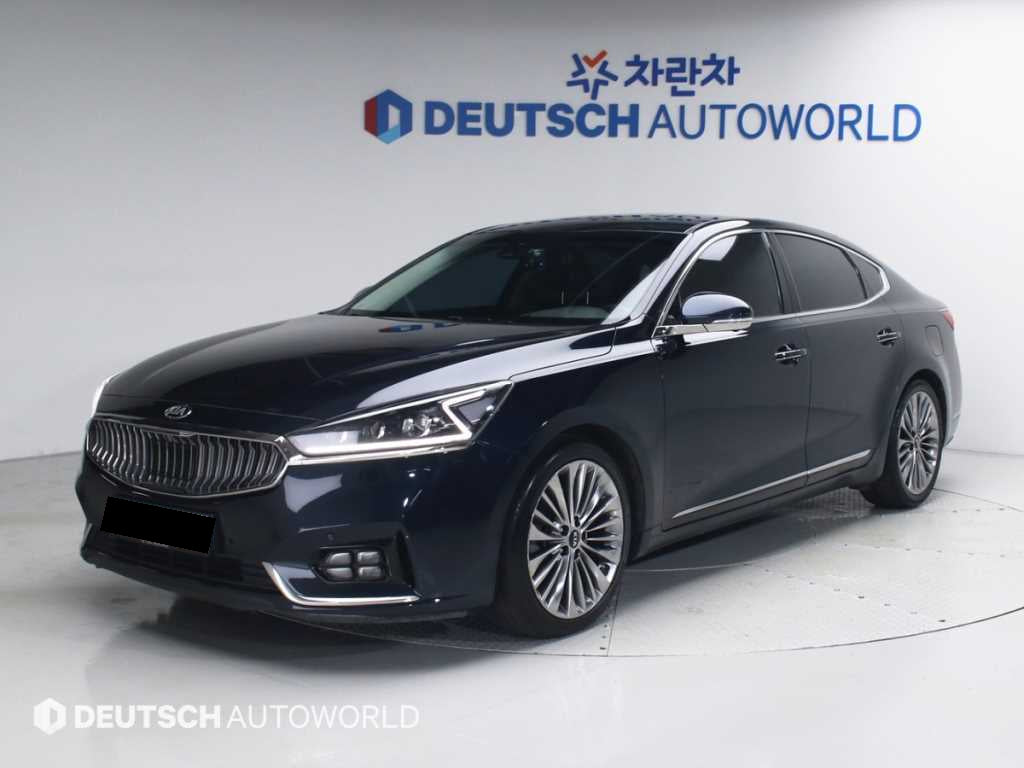 Kia K7 — photo 01