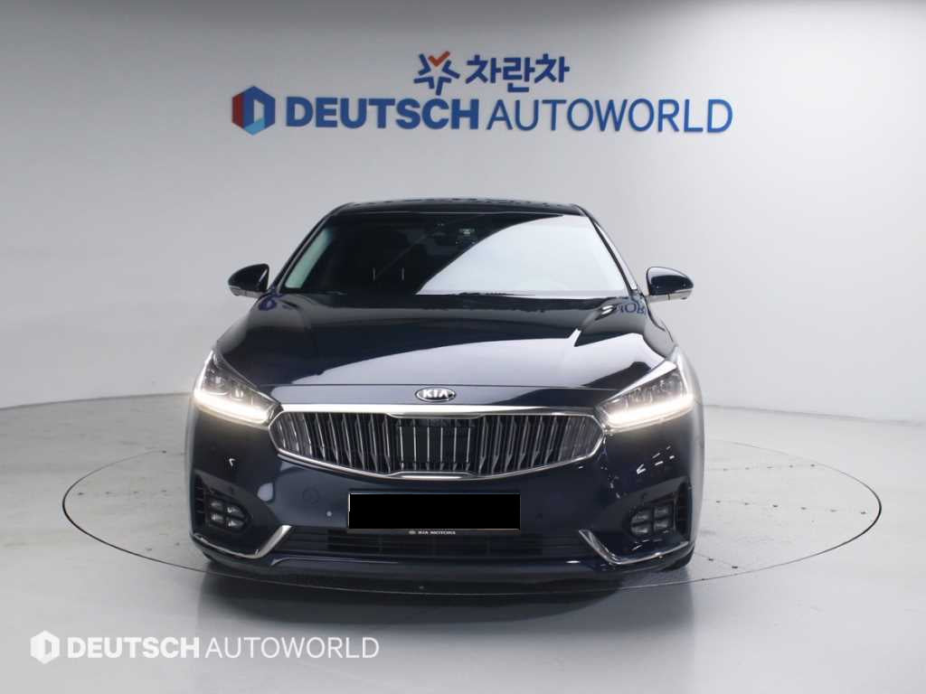 Kia K7 — photo 03