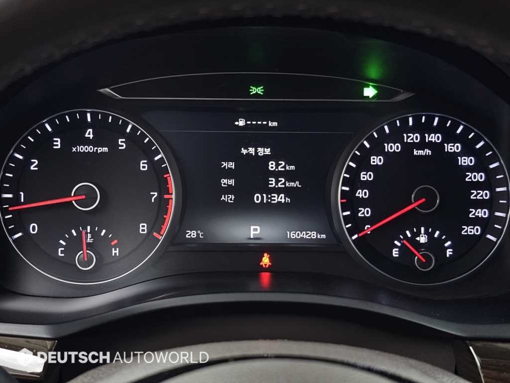 Kia K7 — photo 08