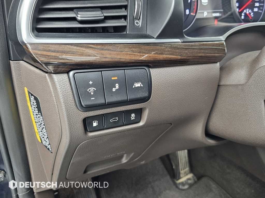 Kia K7 — photo 17