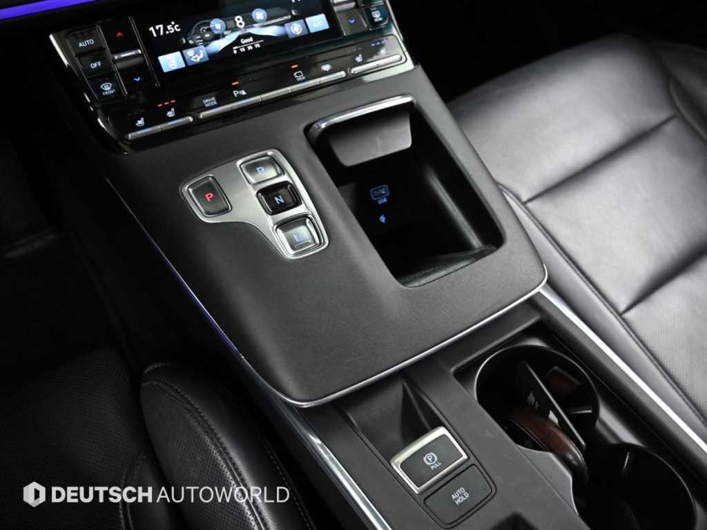 Hyundai Grandeur — photo 09