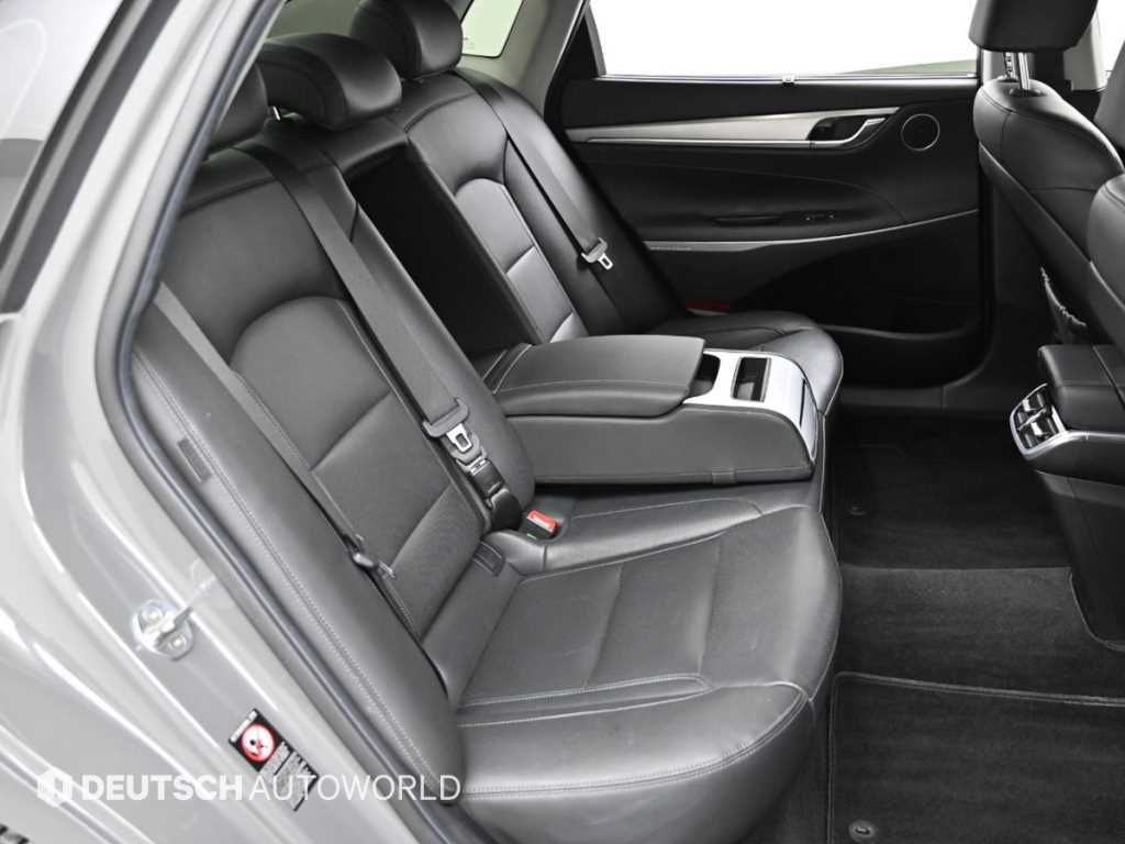 Hyundai Grandeur — photo 12