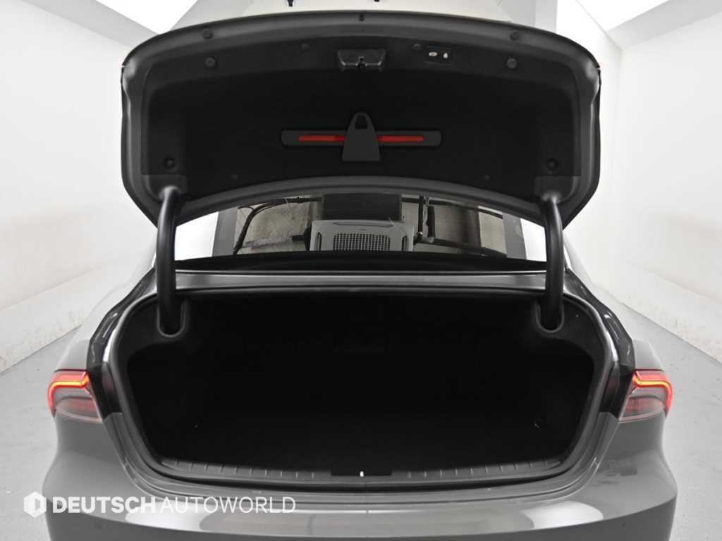 Hyundai Grandeur — photo 19