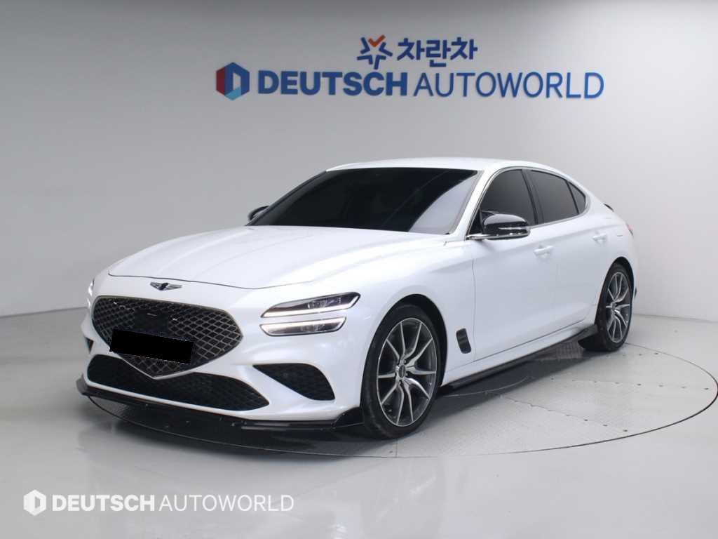 Genesis G70 — photo 01
