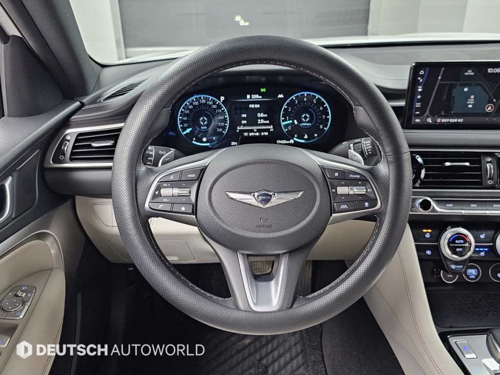 Genesis G70 — photo 13