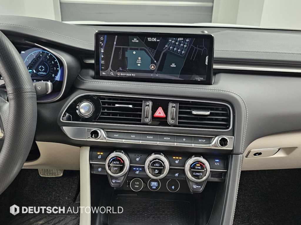Genesis G70 — photo 14