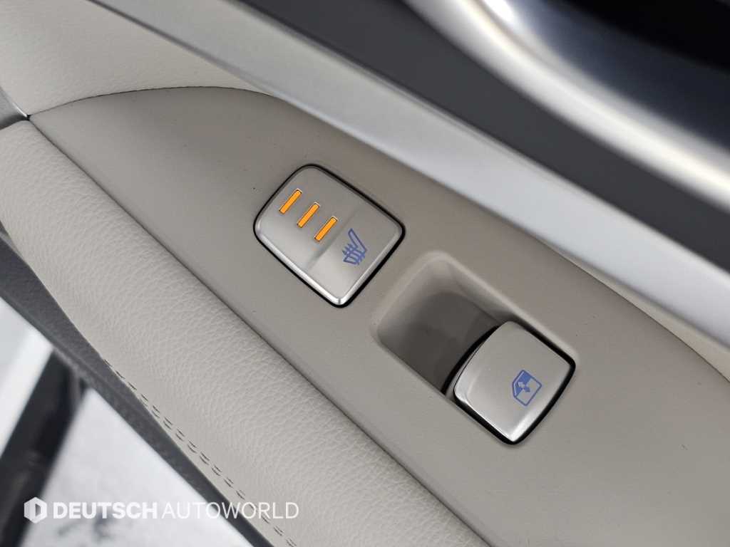 Genesis G70 — photo 16