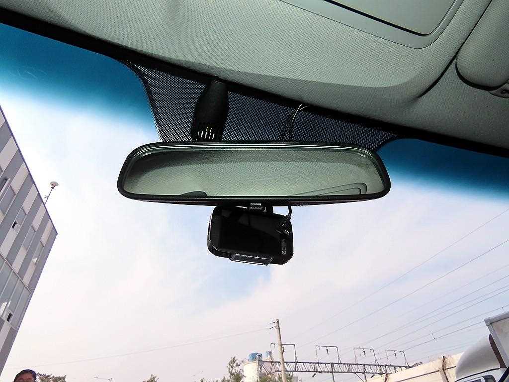 Hyundai Avante — photo 16