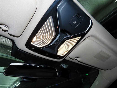 BMW 7-Series — photo 16