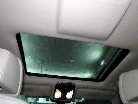 BMW 7-Series — photo 17