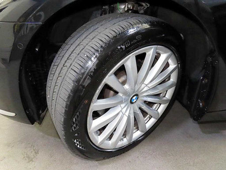 BMW 7-Series — photo 20