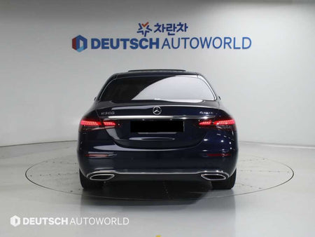 Mercedes-Benz E-Class — photo 04