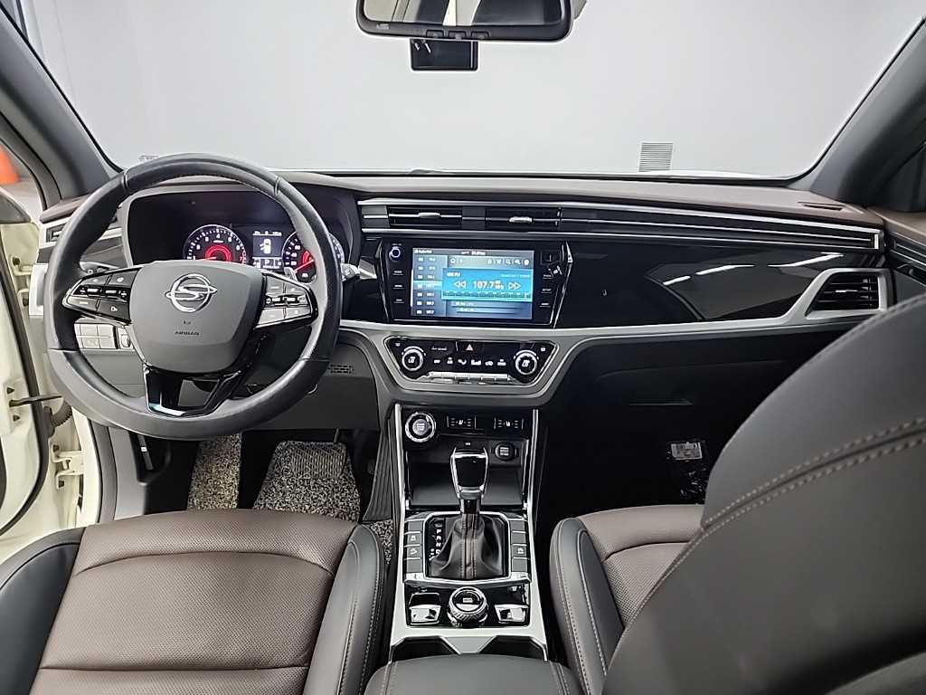 KGM KORANDO — photo 07
