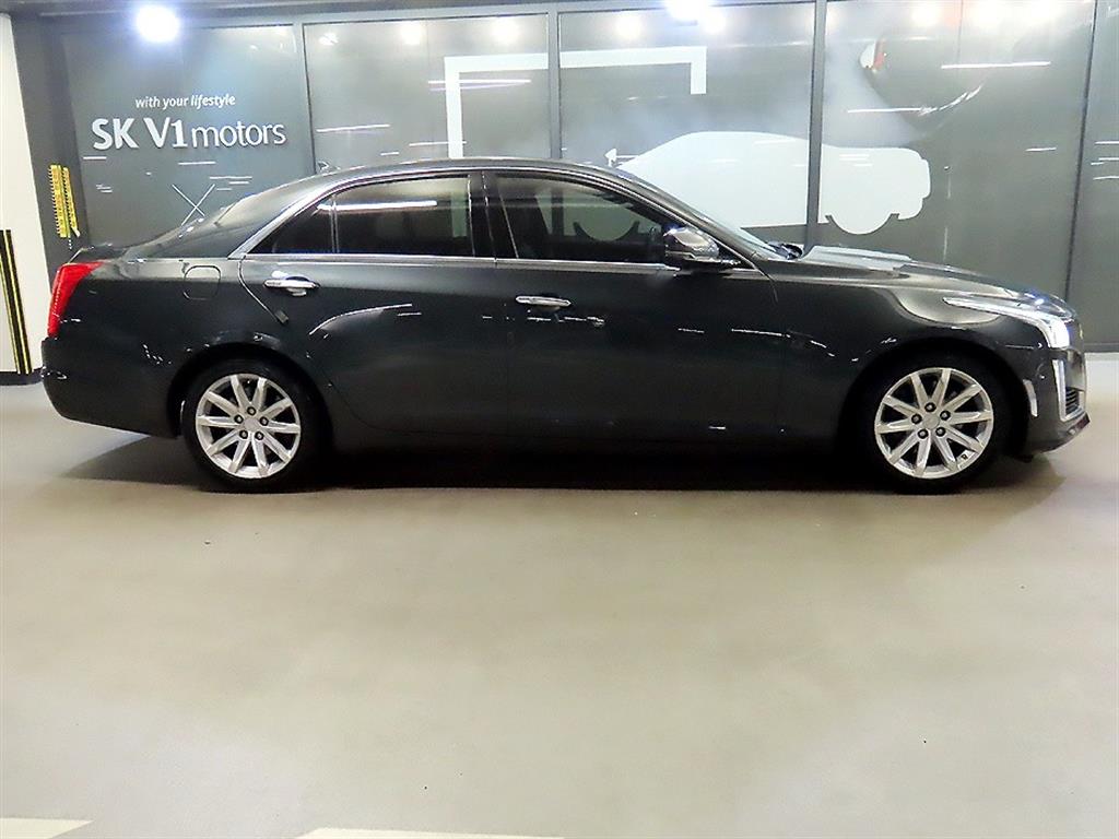 Cadillac CTS — photo 03